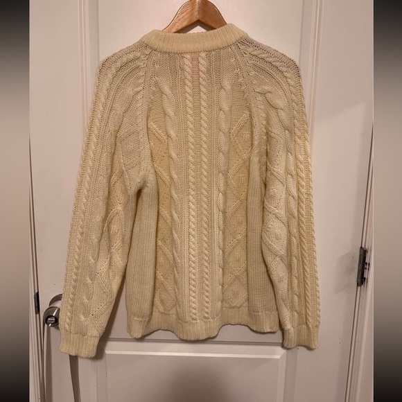 Vintage acrylic sweater - Picture 3 of 3